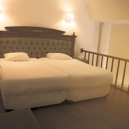 Thrace & Hotel *